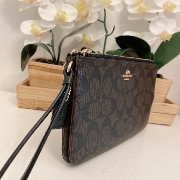 Coach Double Zip Wristlet F16109 - Picture 2 of 6